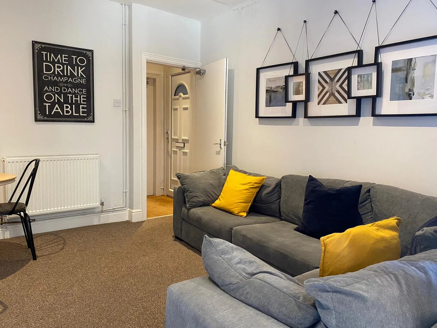 Thesiger St // 4 Bed, 2 Bath // Aug 2026 - Image 11
